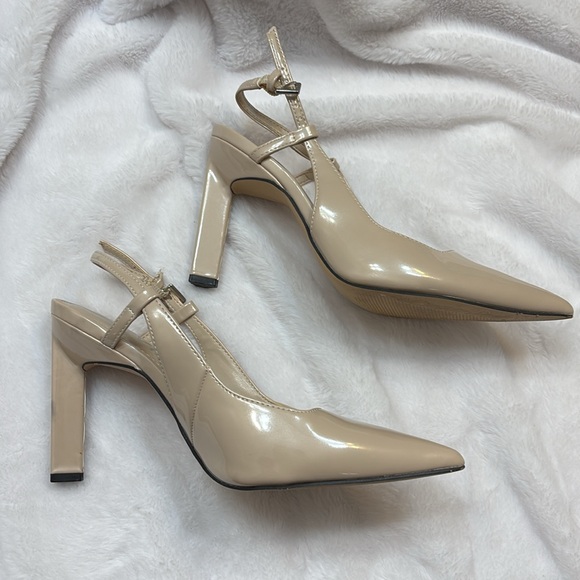 Heels - Picture 5 of 7